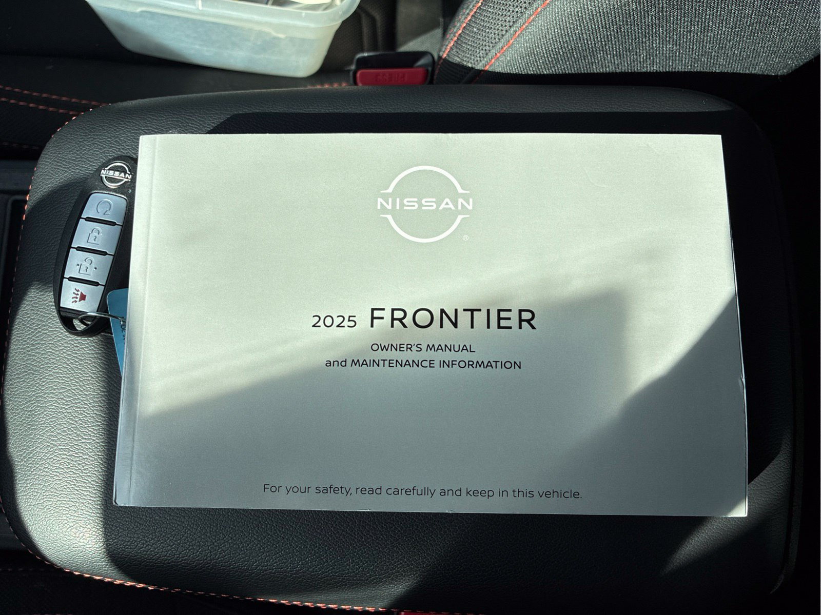 Used 2025 White Nissan PRO-4X image 17