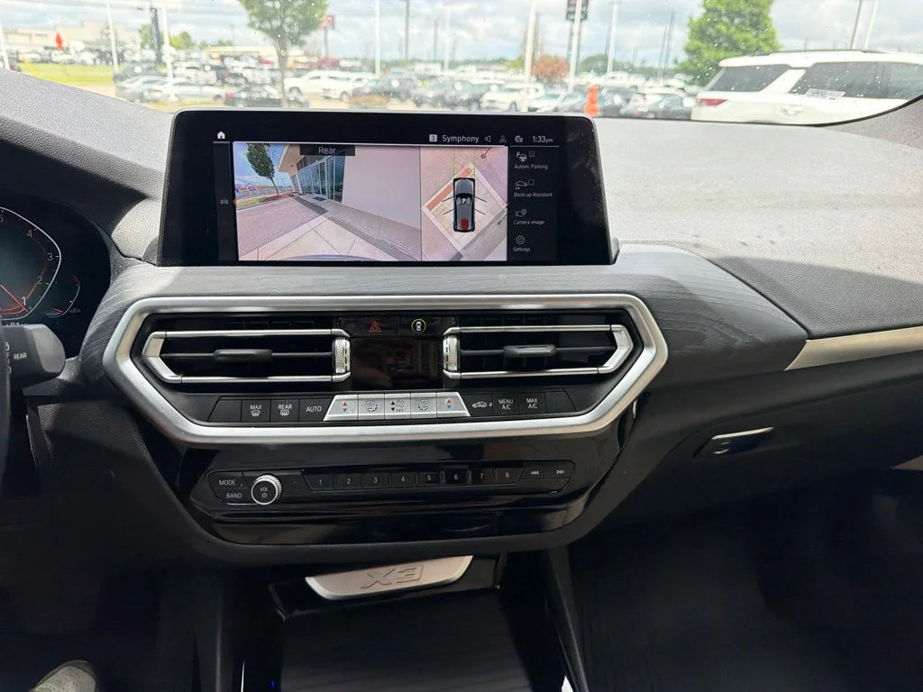 Used 2023 Skyscraper Grey Metallic BMW sDrive30i image 21