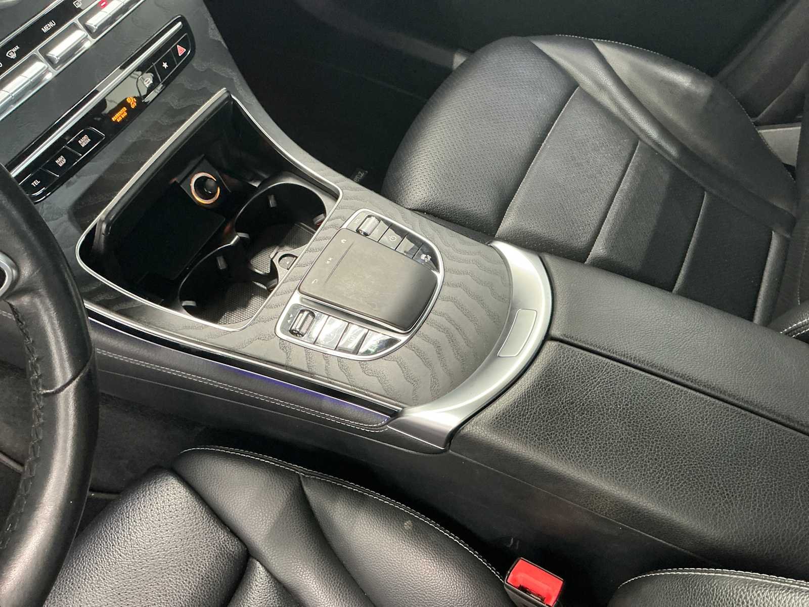 Certified Used 2020 Polar White Mercedes-Benz GLC 300 image 19