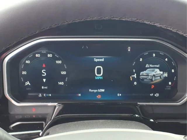 New 2026 Summit White Chevrolet RST image 10