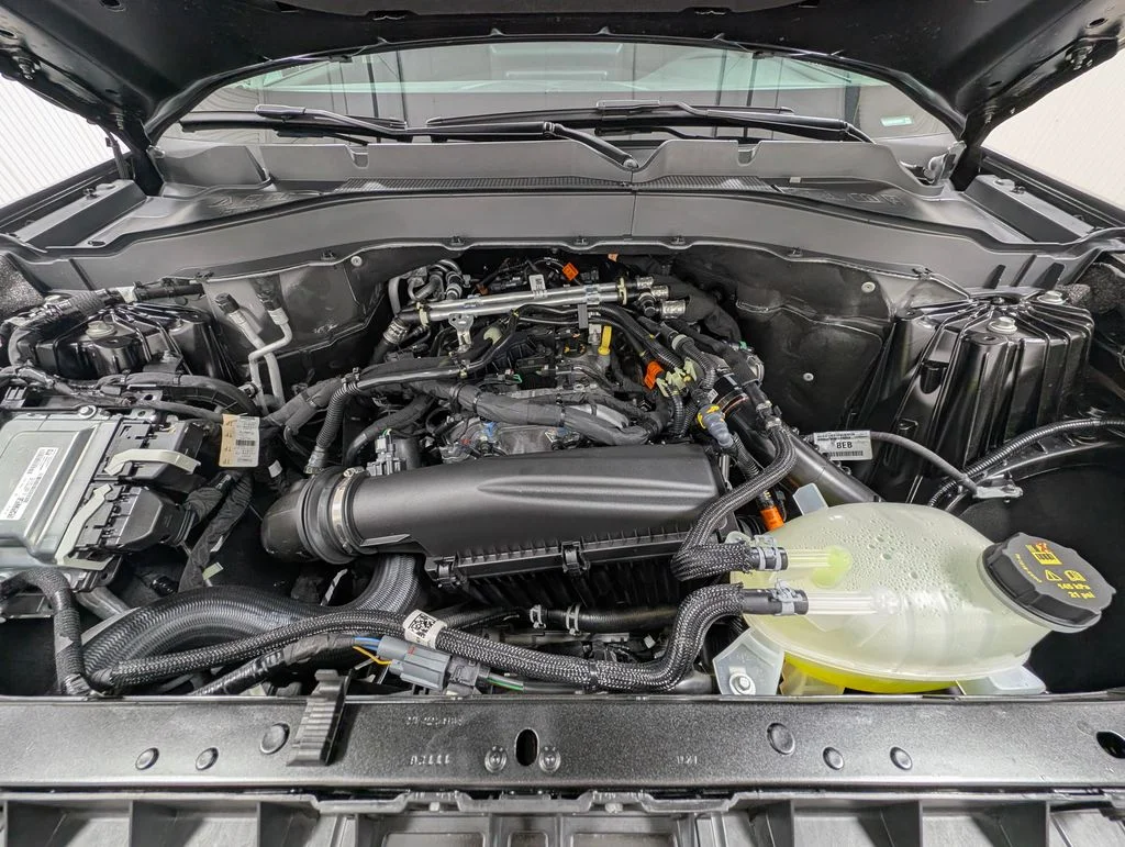 New 2026 Carbonized Gray Metallic Ford Active image 26