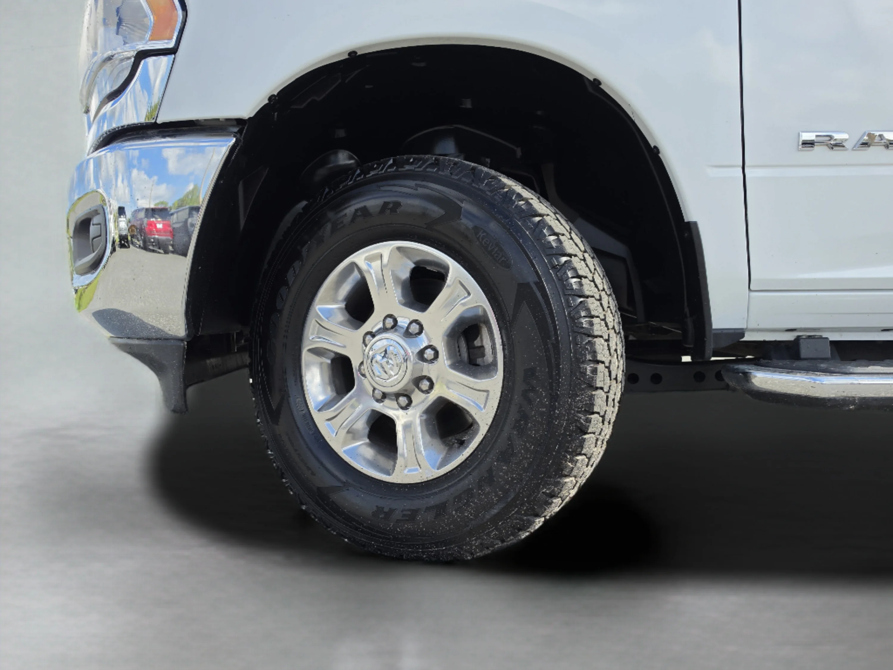 Used 2024 Bright White Clearcoat Ram Big Horn image 38