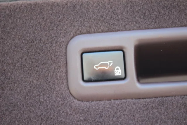 Used 2019 Silver Lexus 350L image 29