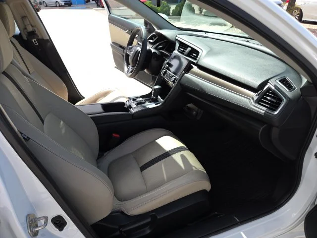 Used 2019  Honda EX-L image 27