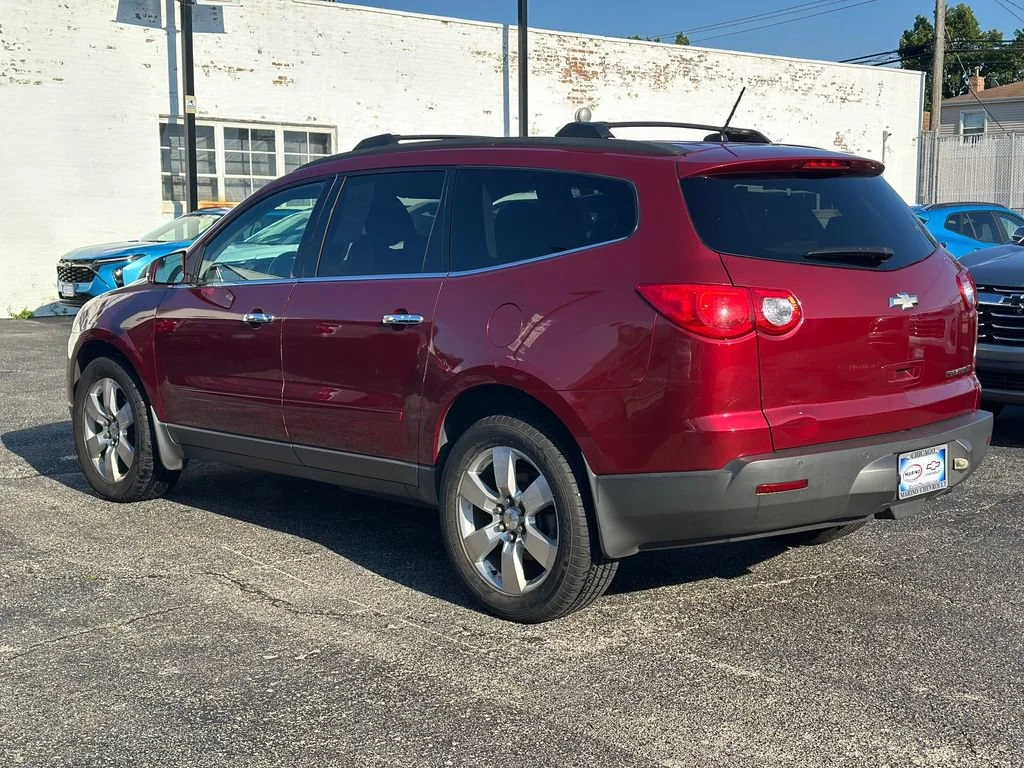 Used 2011 Red Jewel Tintcoat Chevrolet LT w/1LT image 5