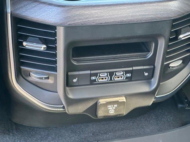 New 2026 Granite Crystal Metallic Clear-Coat Exterior Paint RAM LARAMIE image 34