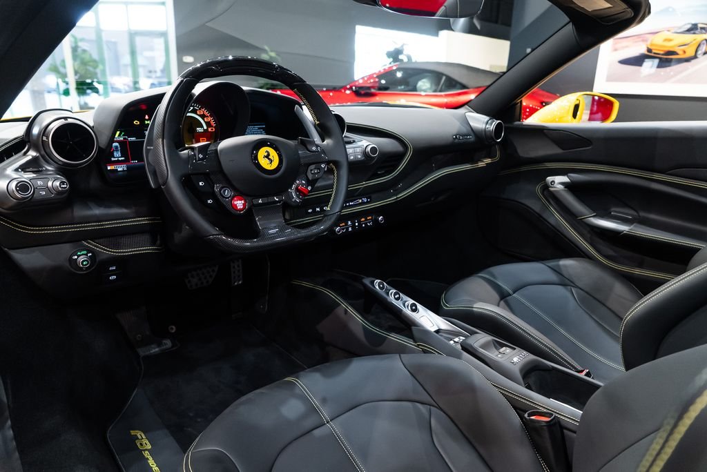 Certified Used 2023 Giallo Triplo Strato Ferrari Base image 44