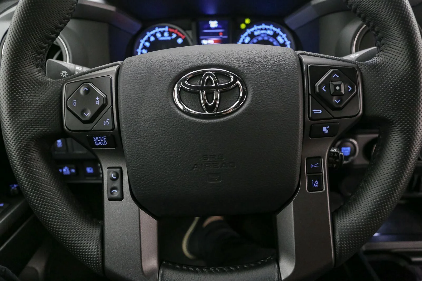 Used 2023 Ice Cap Toyota TRD Off-Road image 31