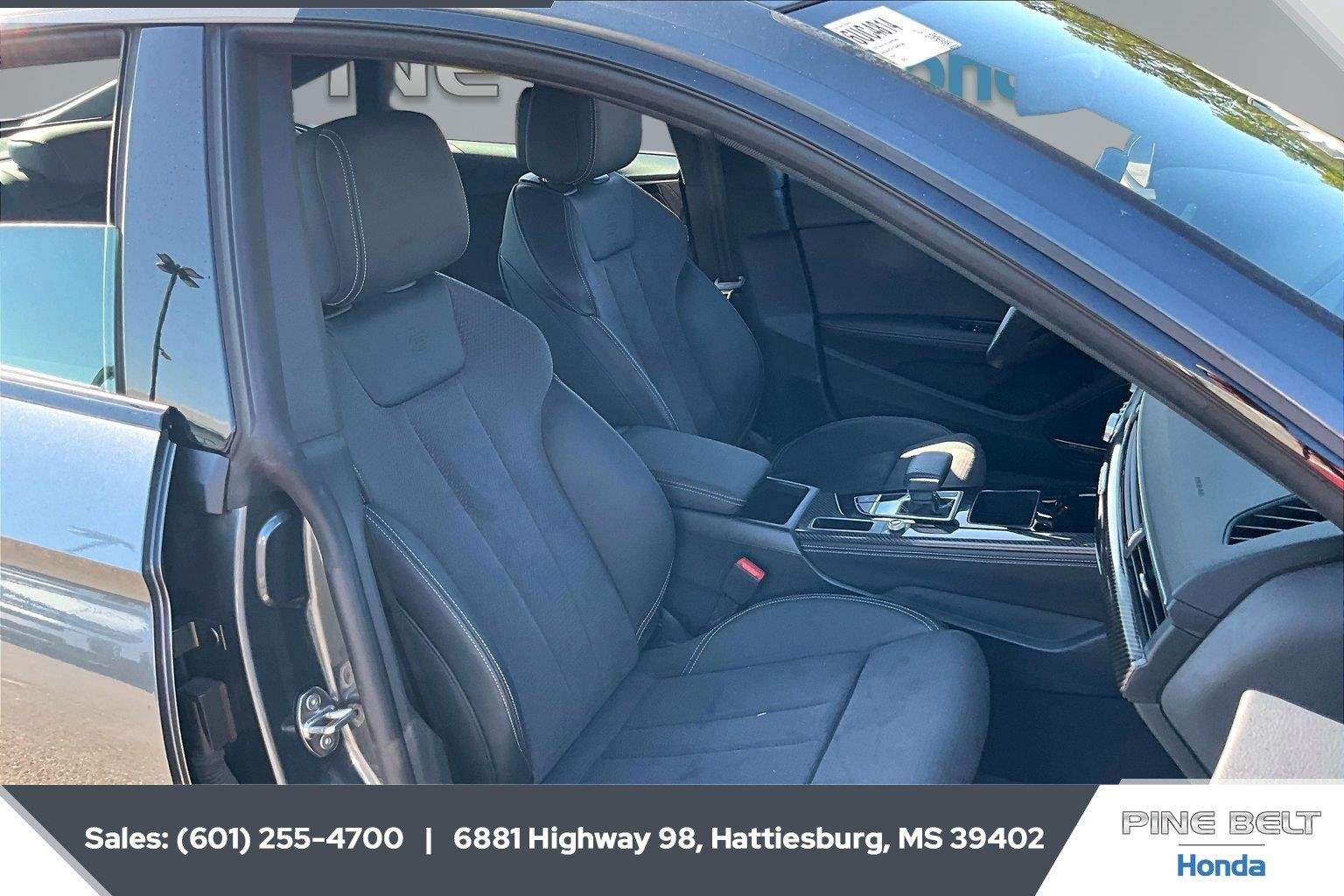 Used 2025 Daytona Gray Pearl Effect Audi S line Premium Plus image 6