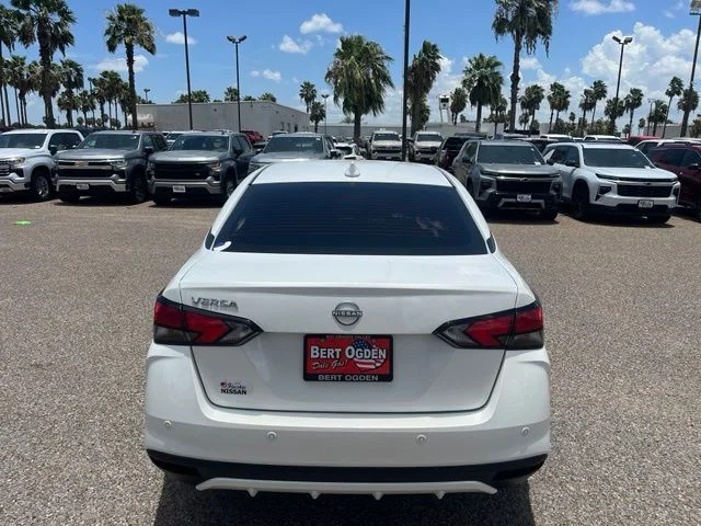 Used 2025 White Nissan 1.6 SV image 8