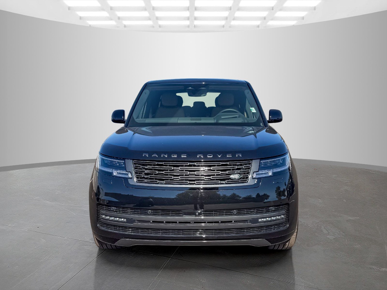 New 2026 Santorini Black Land Rover SE image 8