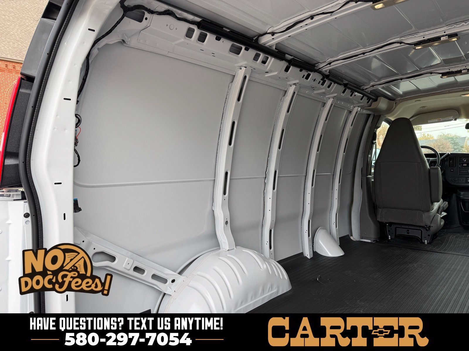 2025 Chevrolet Express Cargo Work Van - Photo 29