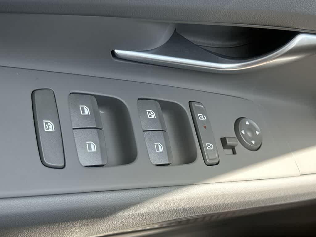 2026 Hyundai Elantra SEL Sport - Photo 22