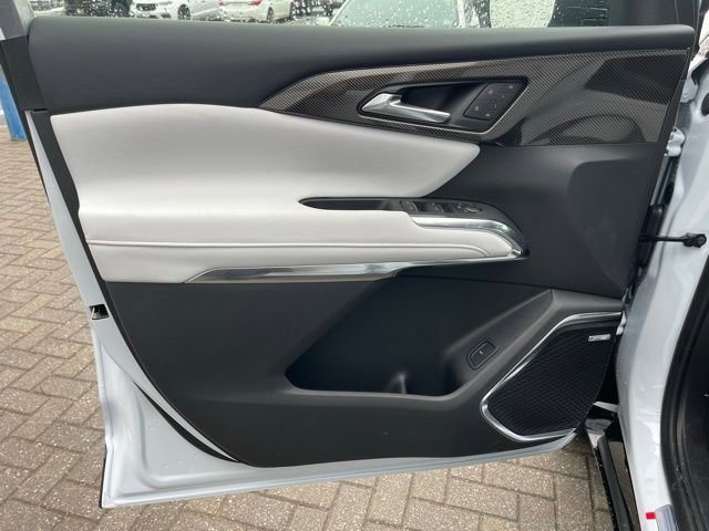 New 2026 Polar White Tricoat Chevrolet High Country image 16
