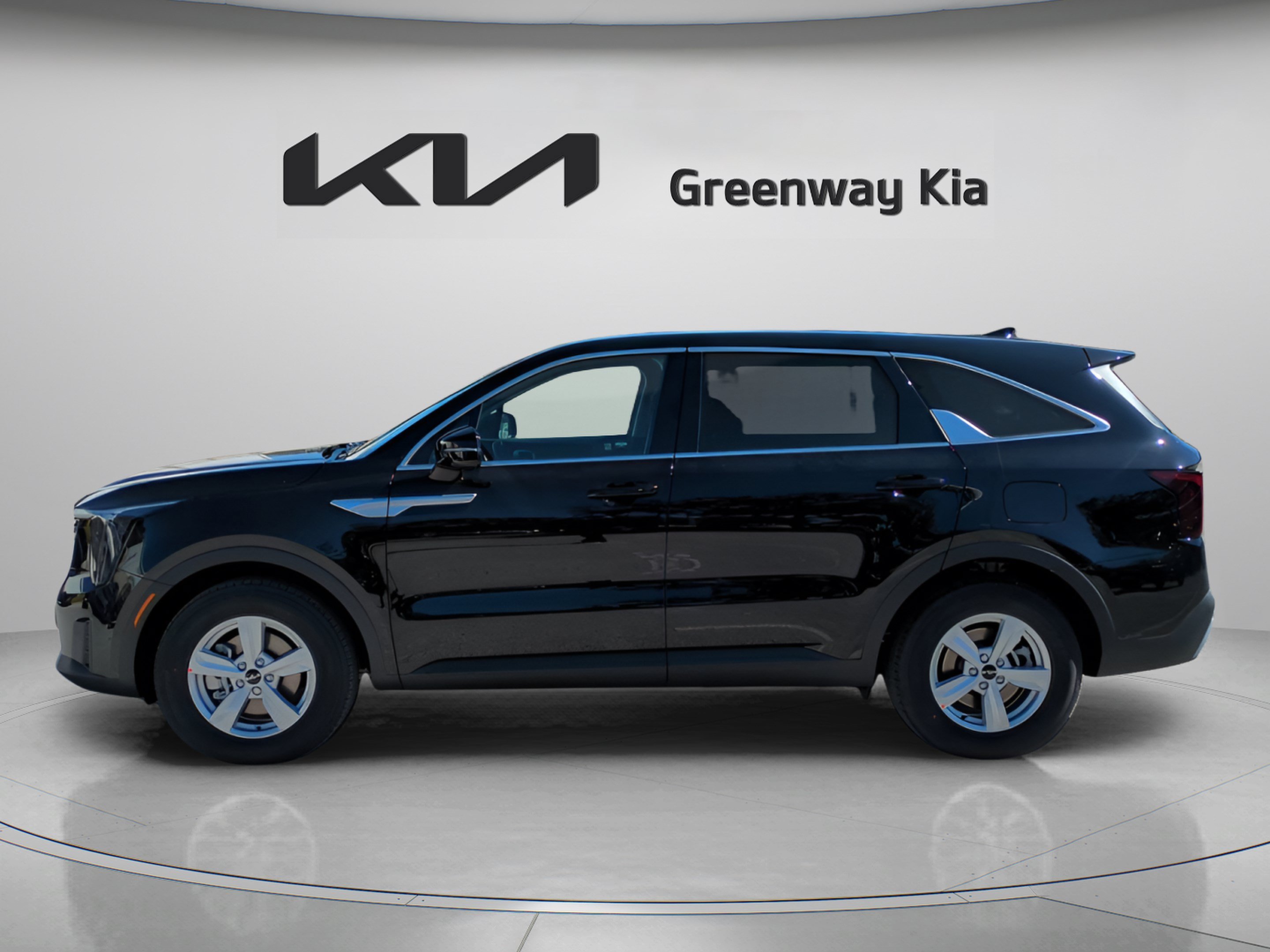 Certified Used 2026 Ebony Black Kia LX image 4