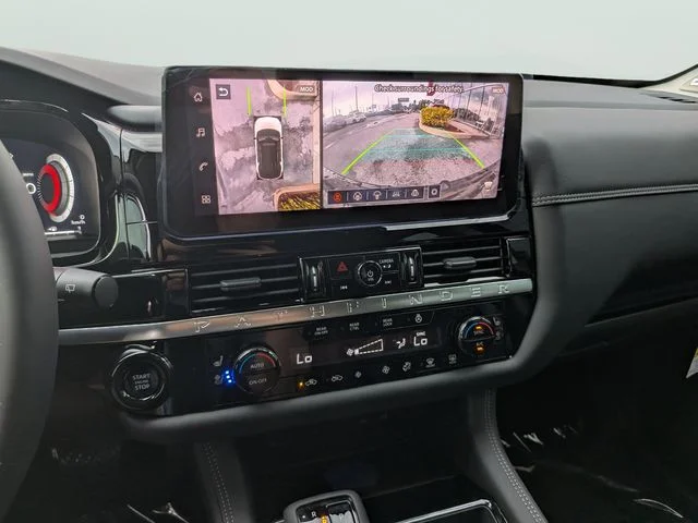 New 2026 Everest White Pearl TriCoat / Super Black Two-tone Nissan Platinum image 20