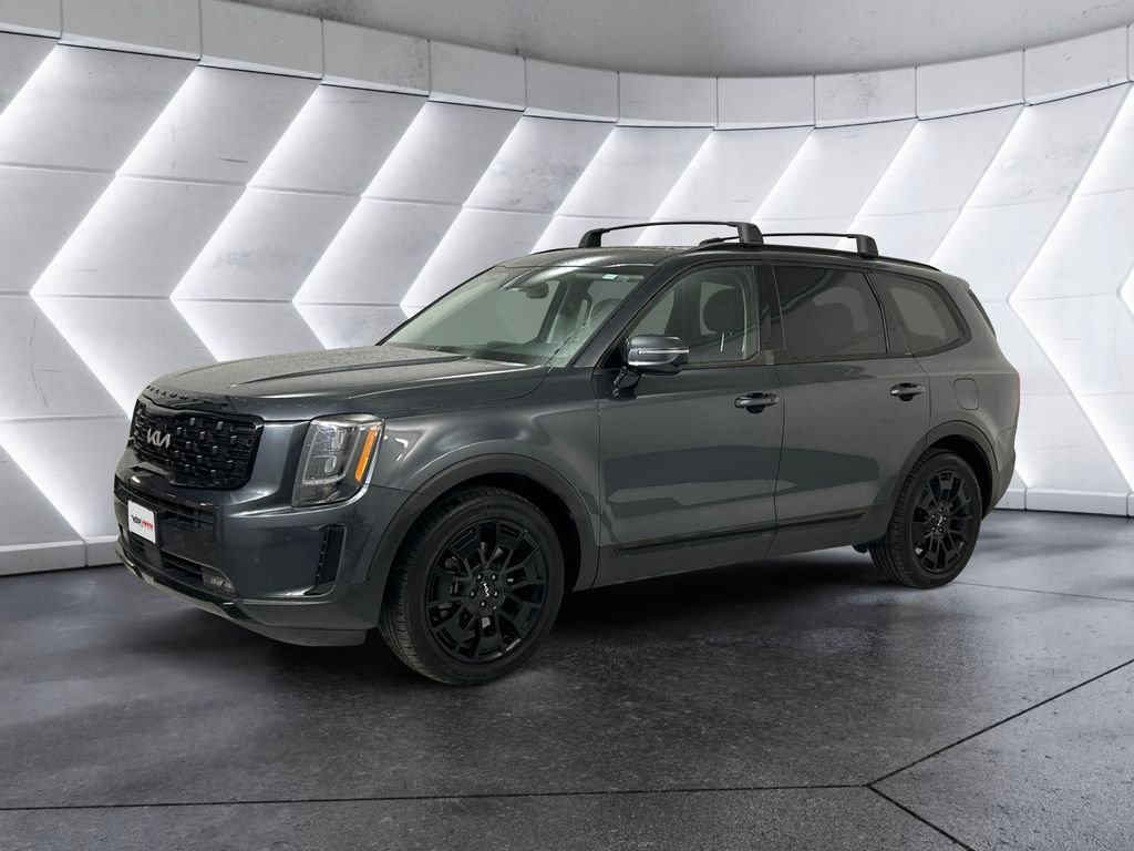 Used 2022 Gray Kia SX image 3