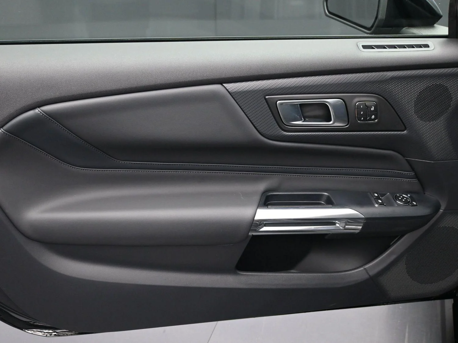 New 2025 Shadow Black Ford EcoBoost® Premium Fastback image 14