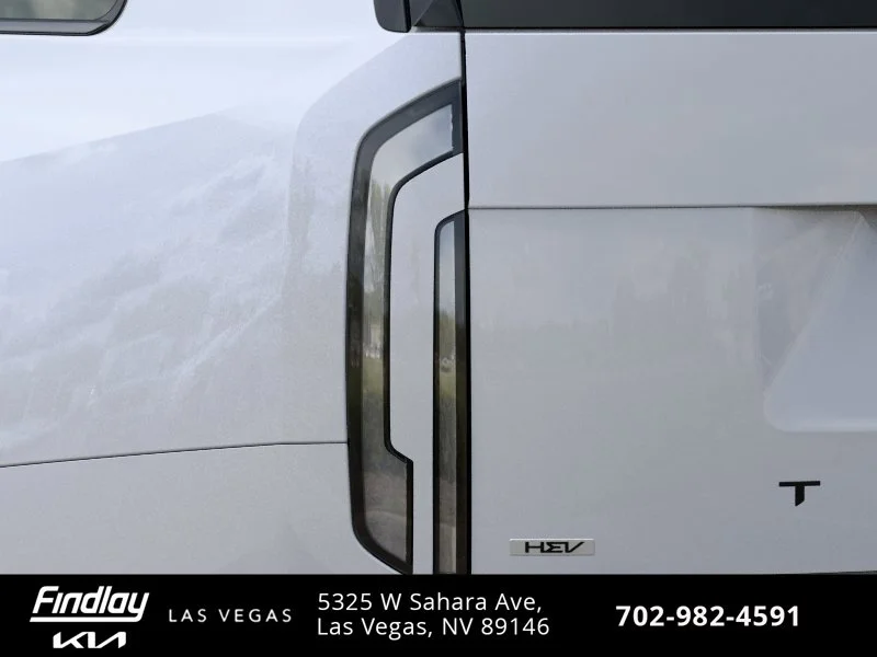 New 2027 White Kia X-Line SX Prestige image 13