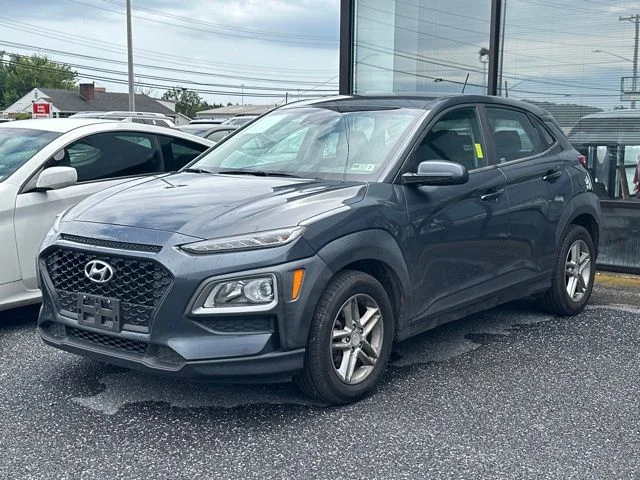 Certified Used 2019 Gray Hyundai SE image 2
