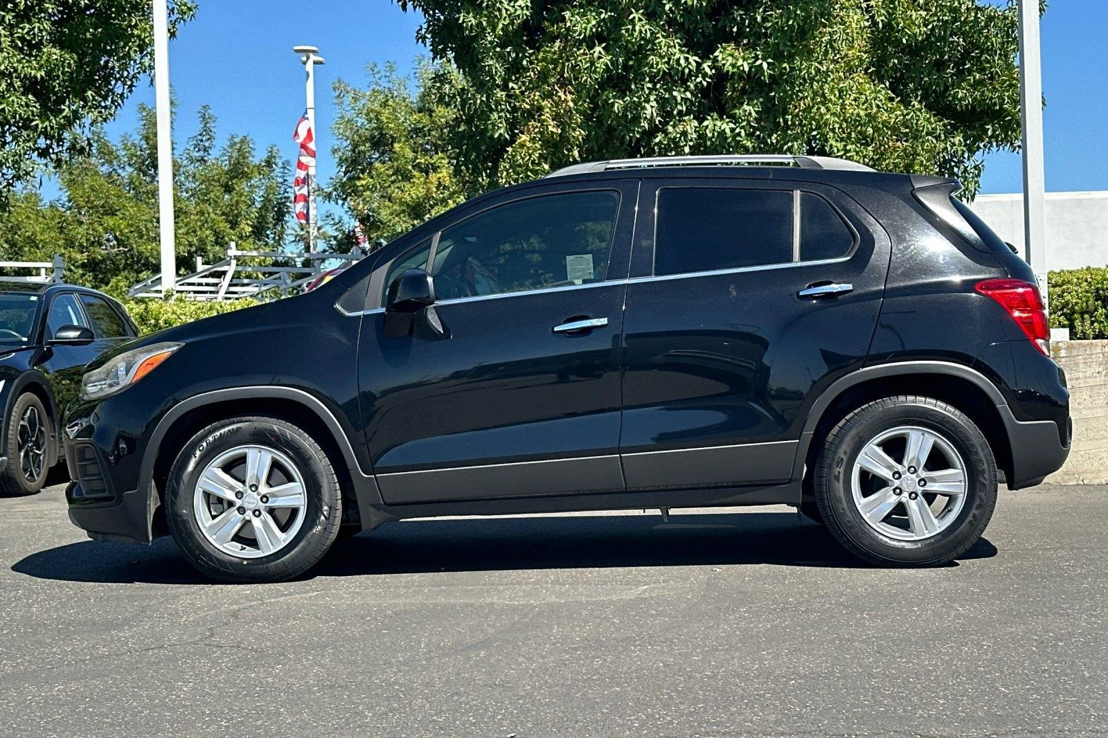 Used 2017 Mosaic Black Metallic Chevrolet LT image 7