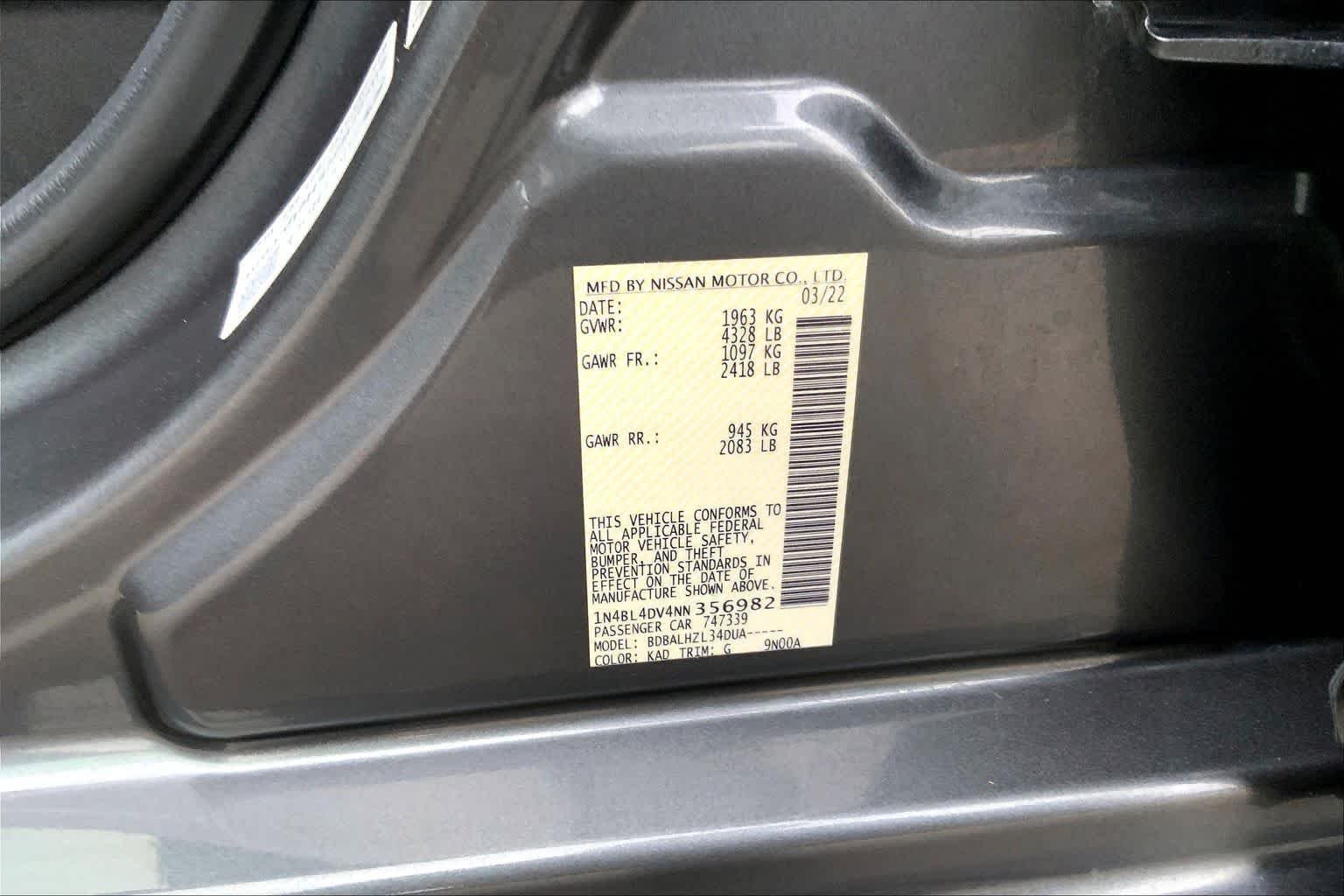 Used 2022 Gun Metallic Nissan 2.5 SV image 36