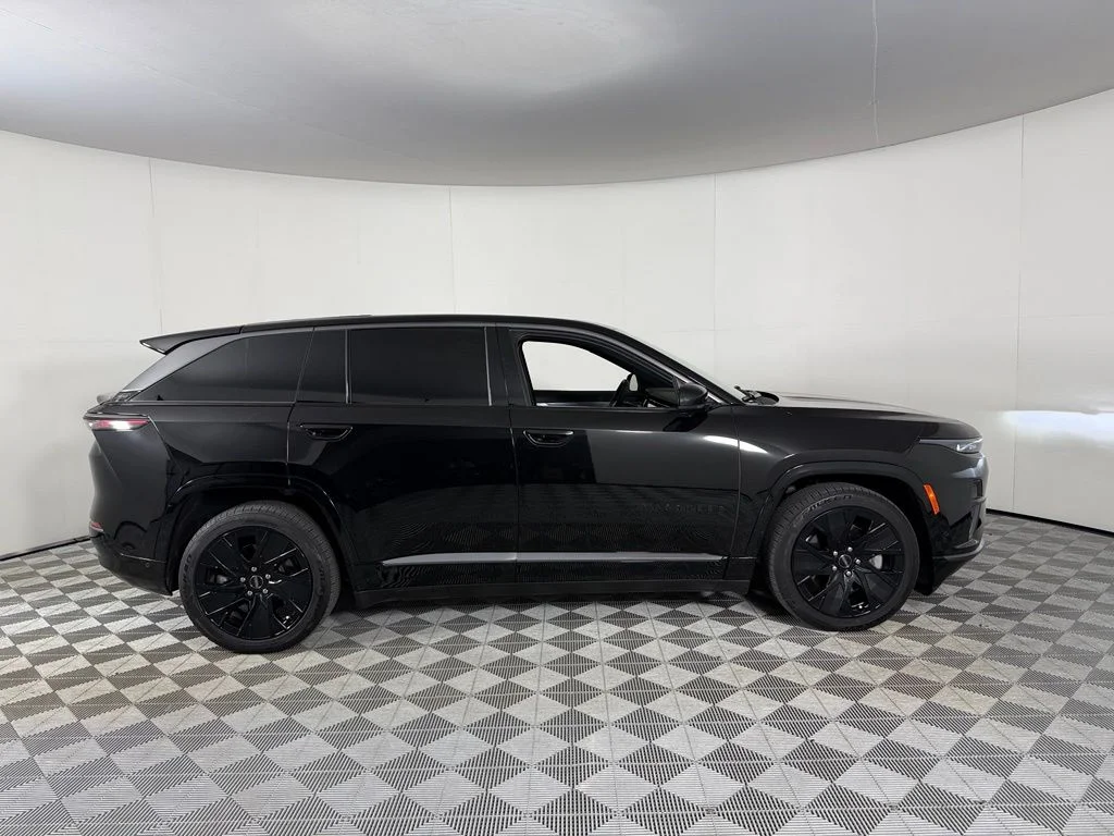 Used 2024 Black Jeep Launch Edition image 7