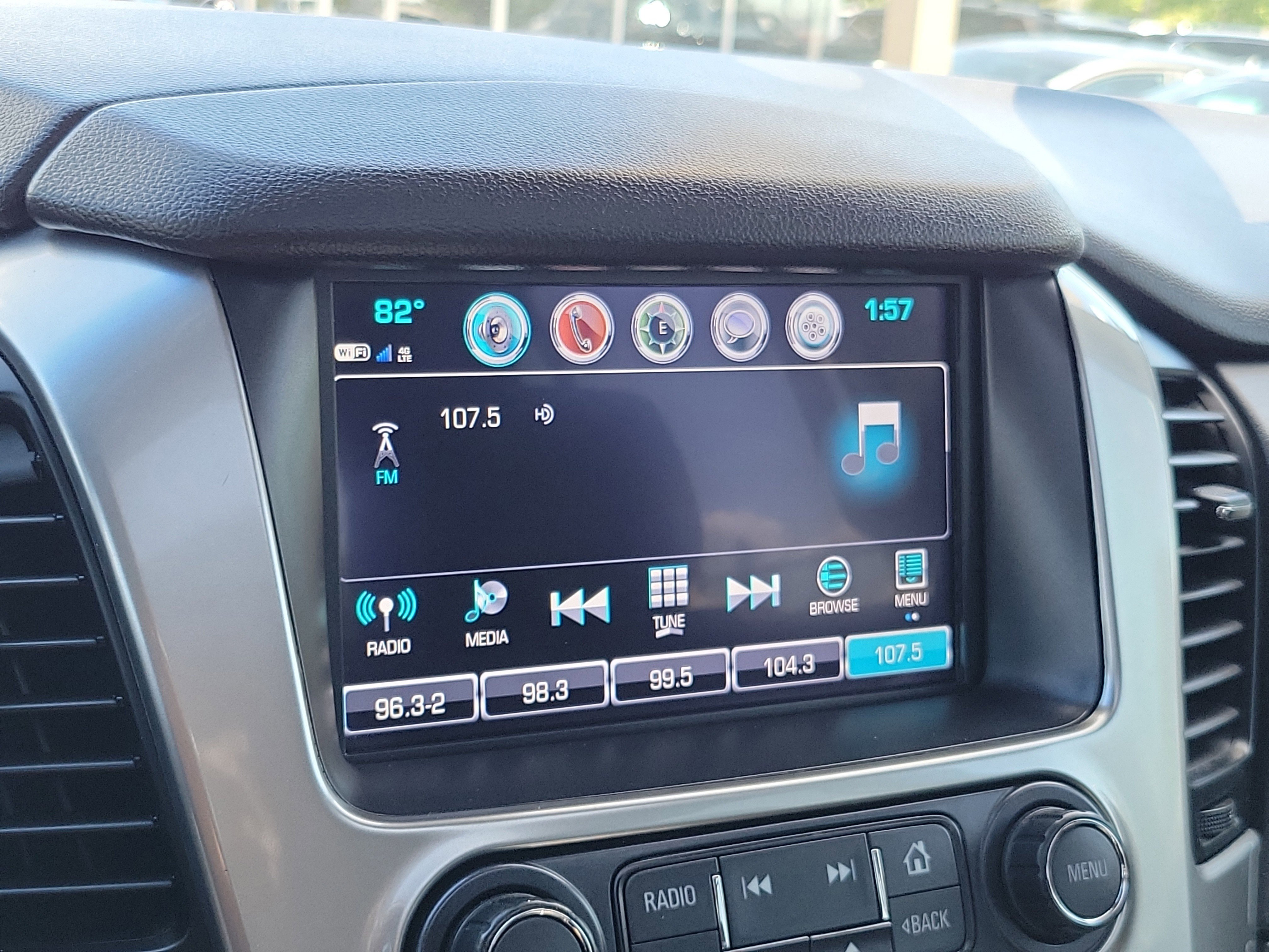 Used 2019 Blue Chevrolet Premier image 29