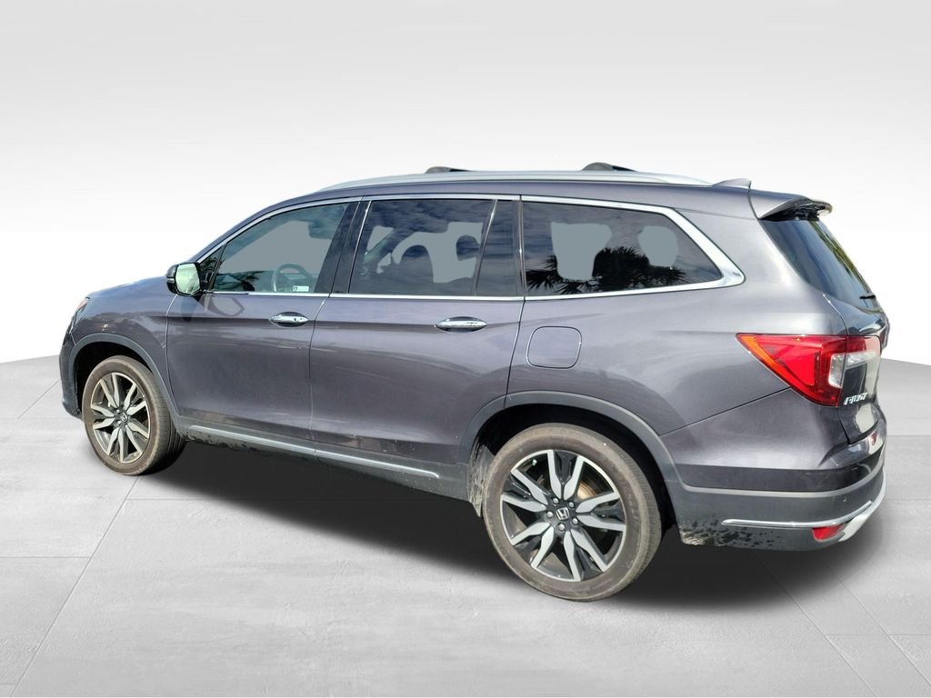 Certified Used 2022 Modern Steel Metallic Honda AWD ELITE image 16