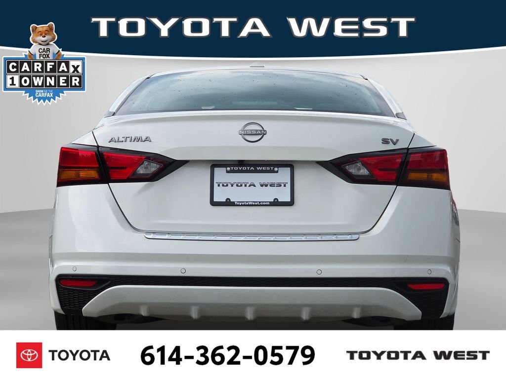 Used 2023 White Nissan 2.5 SV image 8