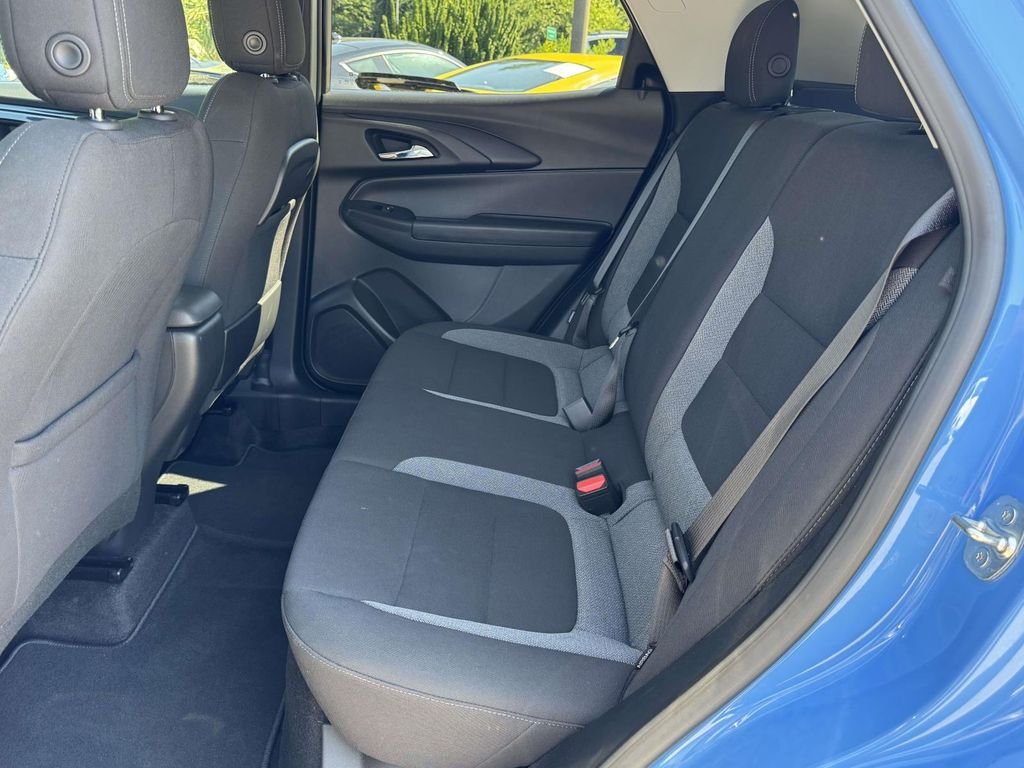 Used 2024 Blue Chevrolet LT image 17