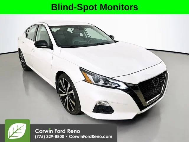2022 Nissan Altima 2.5 SR's photo