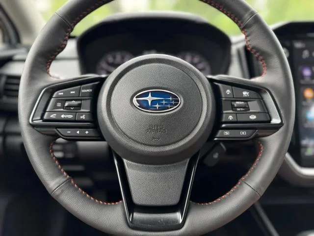 New 2026 CRYSTAL BLACK SILICA Subaru Limited image 15