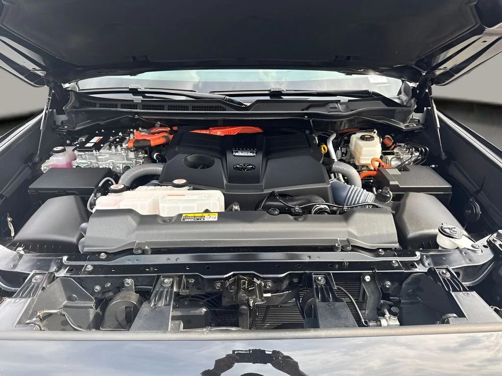 Used 2023 Black Toyota Platinum image 34