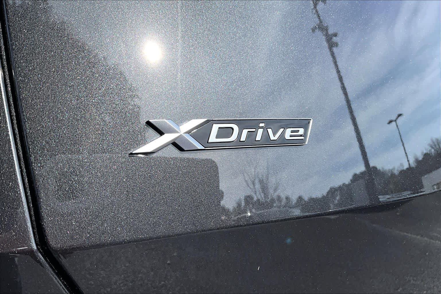 New 2026 Dark Graphite Metallic BMW 30 xDrive image 15