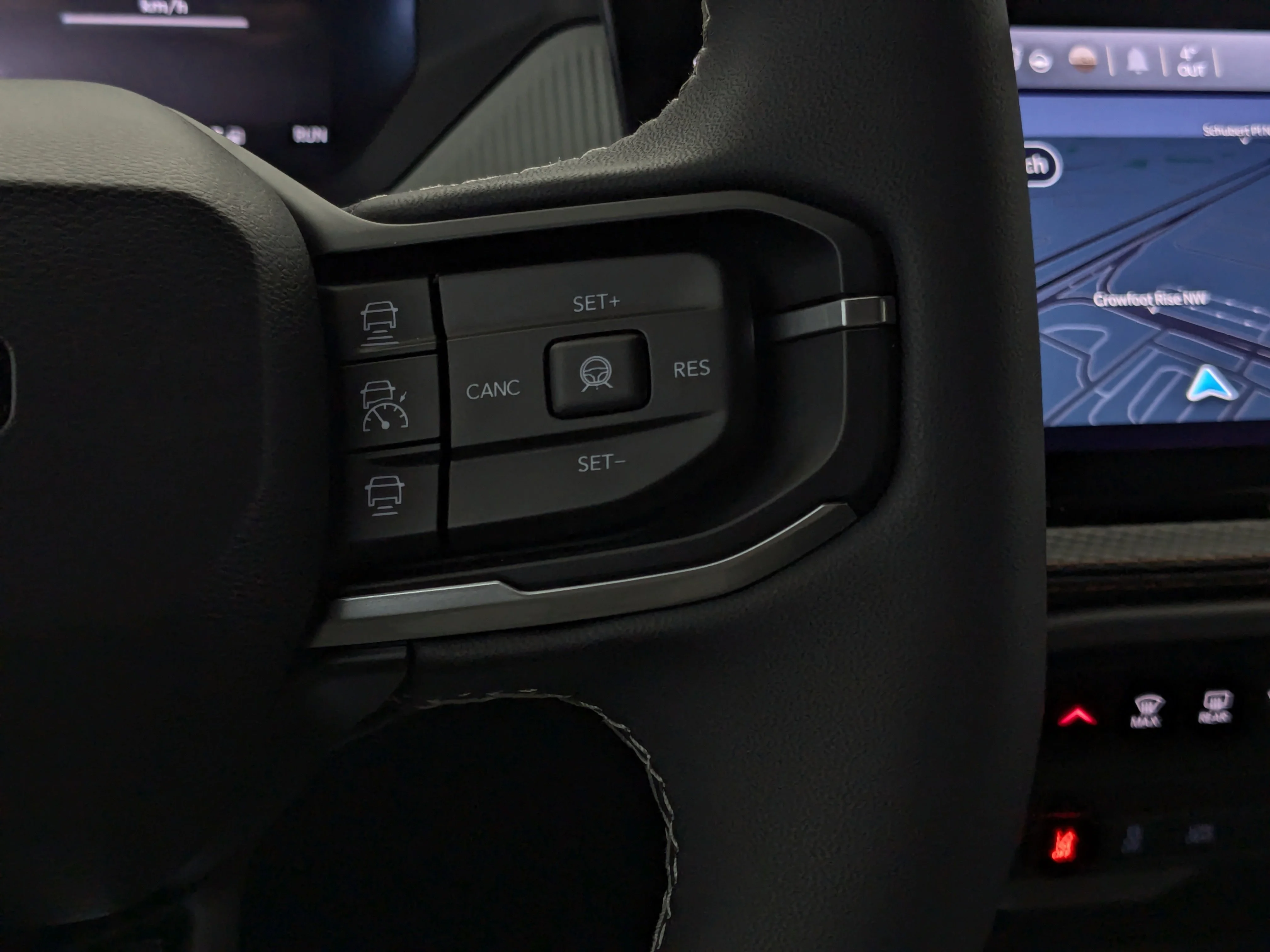 New 2026 Black Jeep Limited - - 1.6L Hybrid - Tech Group - Navigation - 9 Speakers - Hands-free Liftgate & More image 20