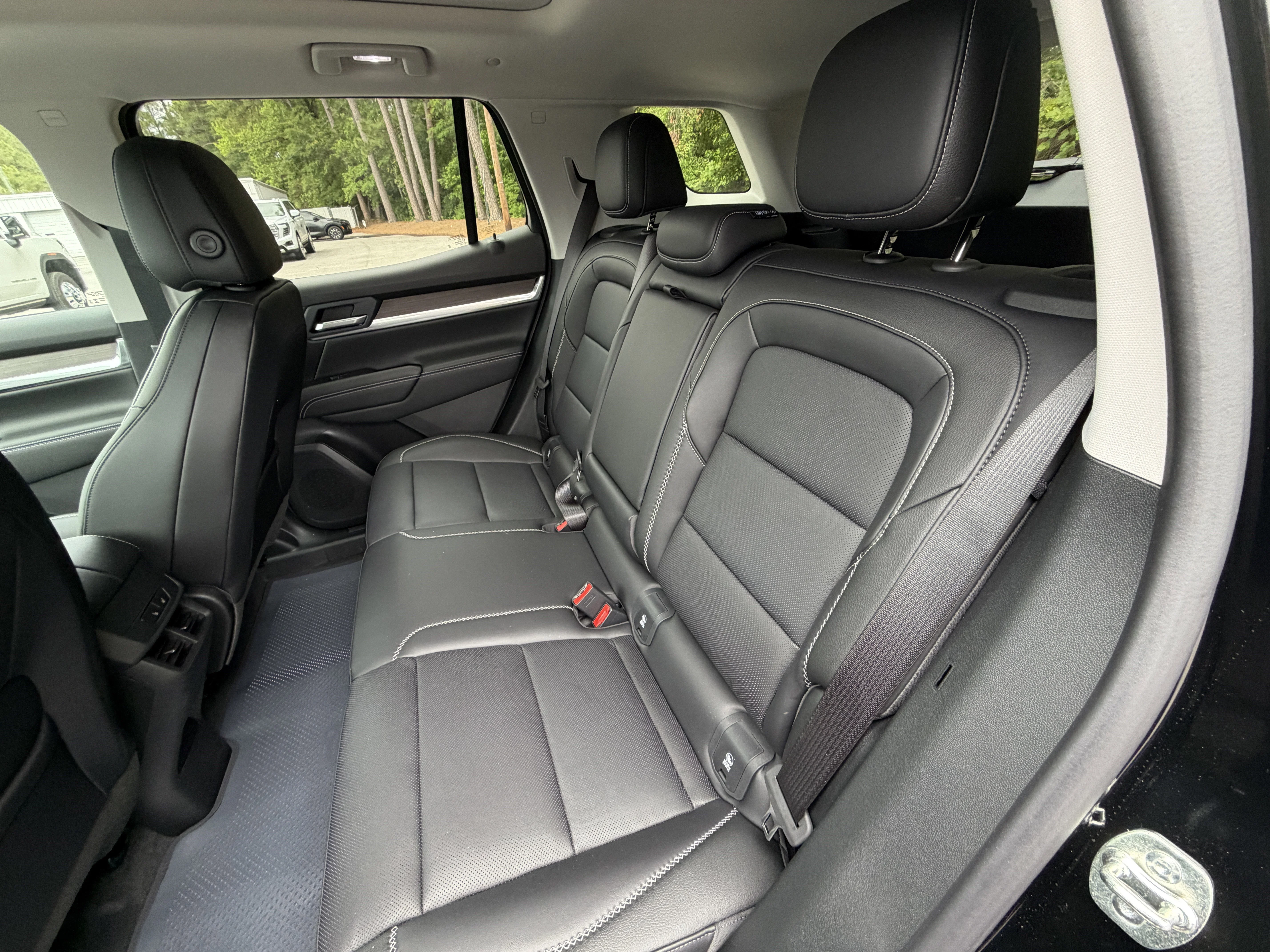 2026 GMC Terrain Denali - Photo 16
