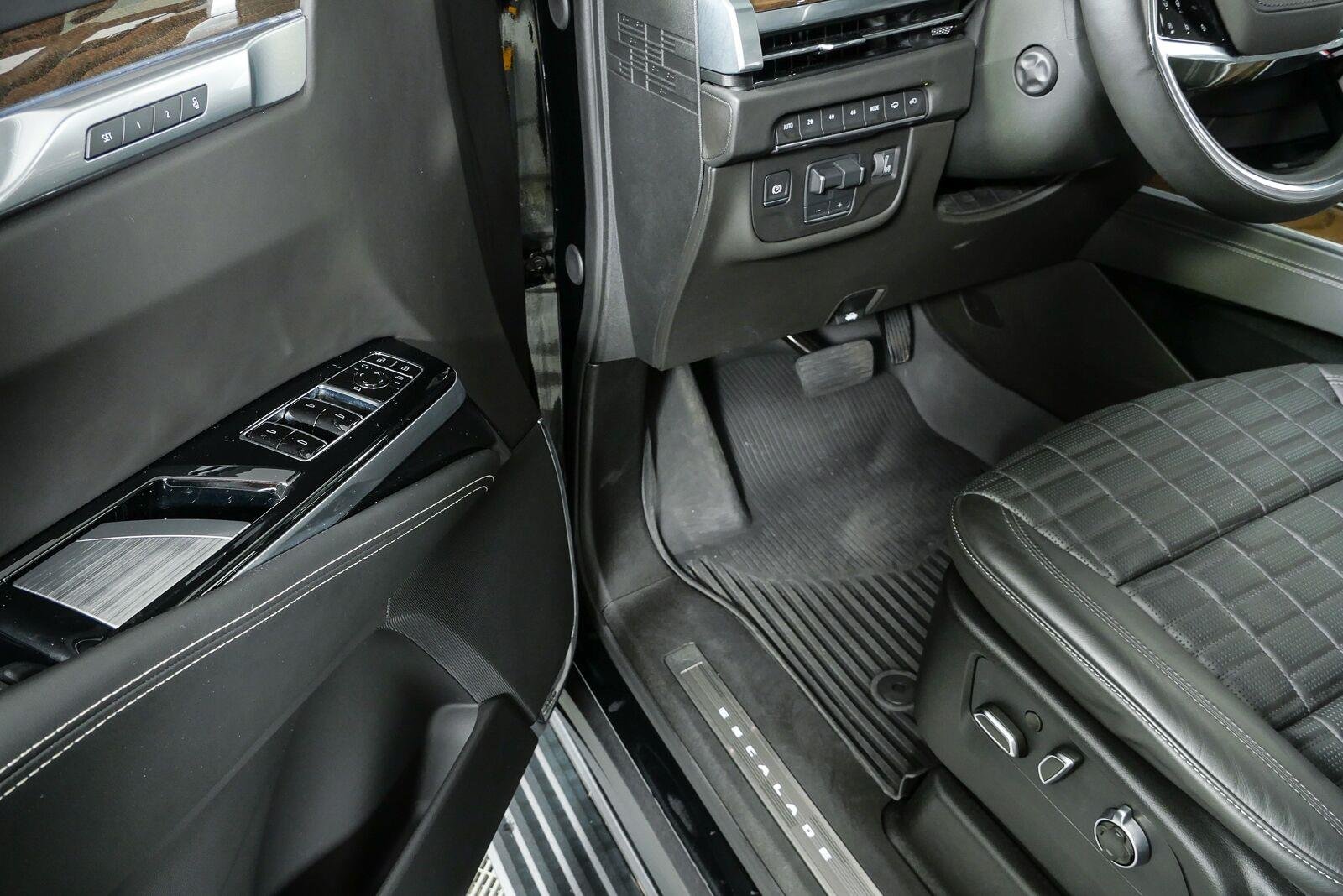 Used 2025 Black Raven Cadillac Sport Platinum image 8