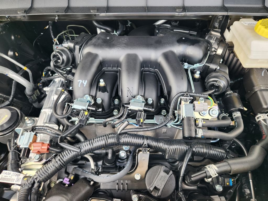 2026 Nissan Pathfinder SV - Photo 32