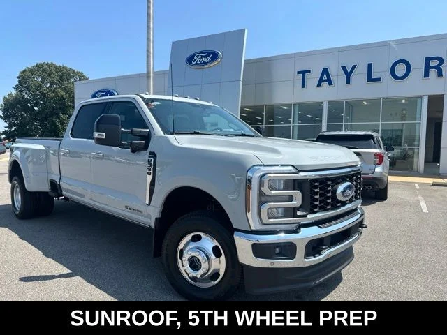 New 2026 Ford Super Duty F-350® Lariat®