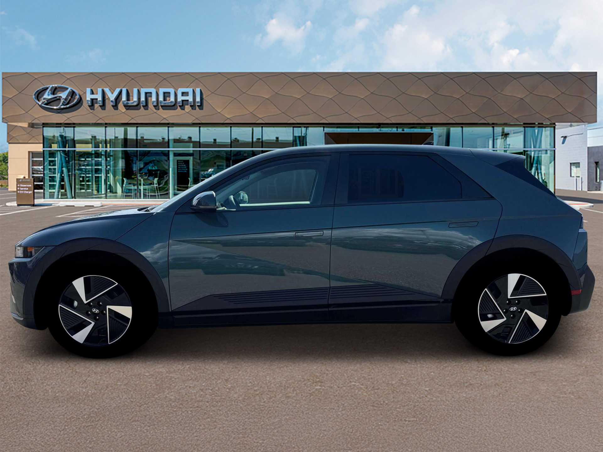 New 2026 Green Hyundai SE image 3