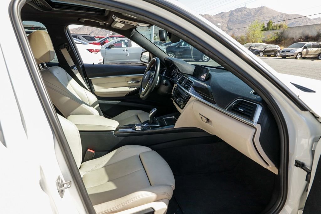 Used 2016 White BMW 328i image 19