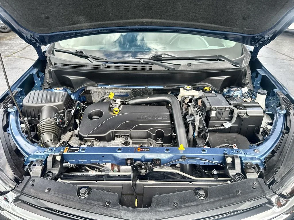 Used 2024 Blue Chevrolet LT image 17