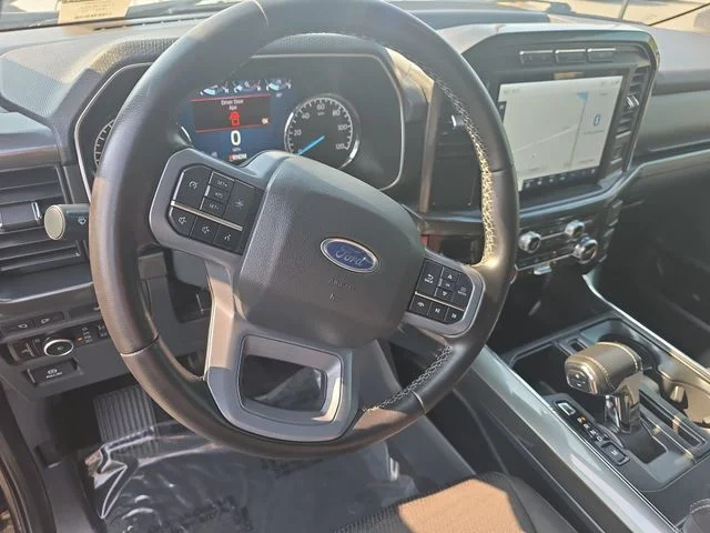Used 2023 Black Ford XLT image 16