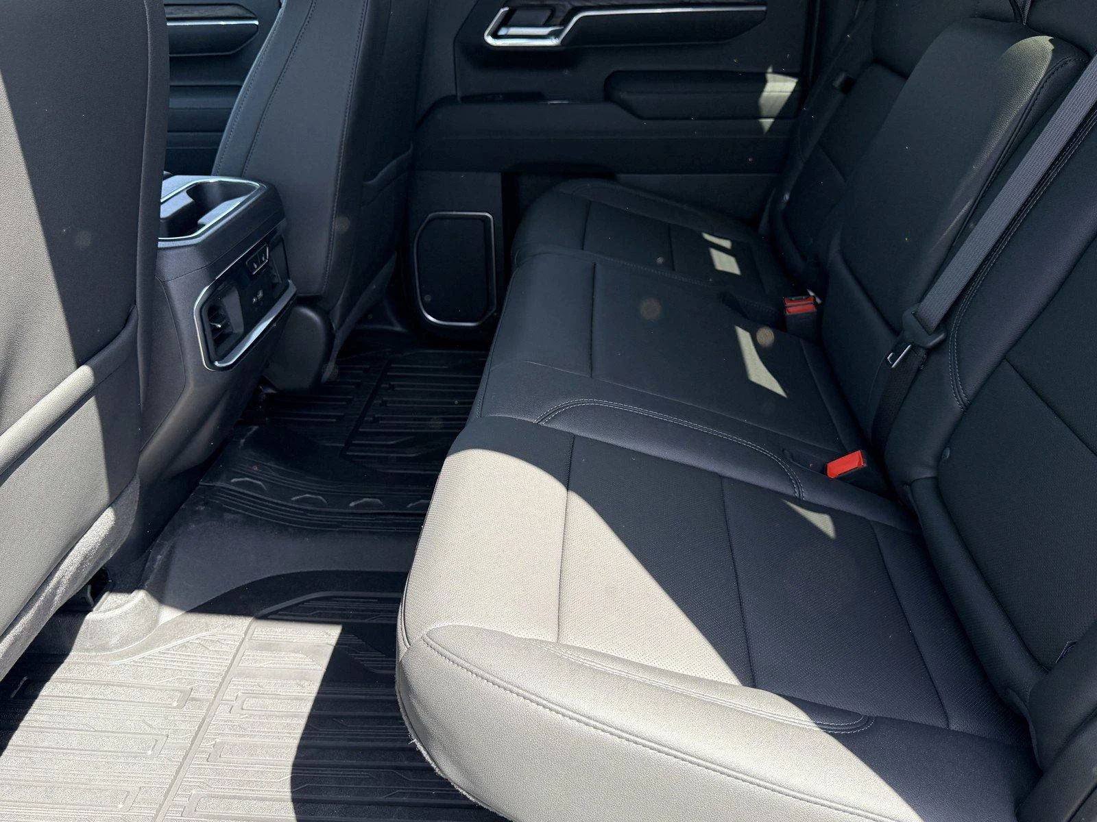 New 2026 Summit White GMC SLT image 13