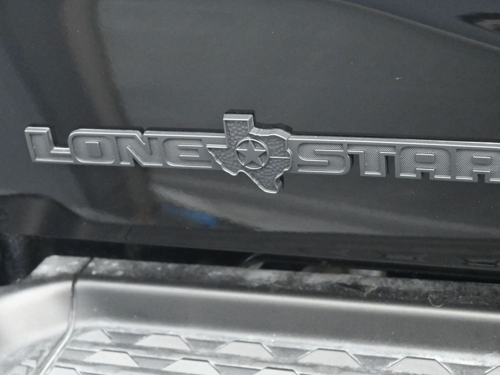 New 2026 Diamond Black Crystal Pearl-Coat Exterior Paint RAM Big Horn image 27