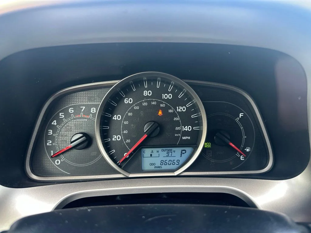Used 2015 White Toyota LE image 2
