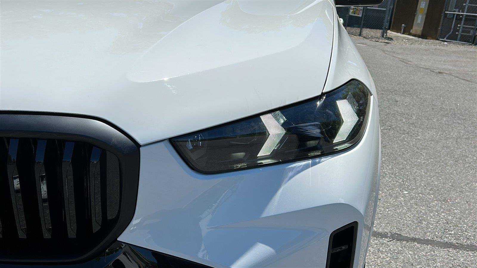 New 2026 Alpine White BMW xDrive40i image 7