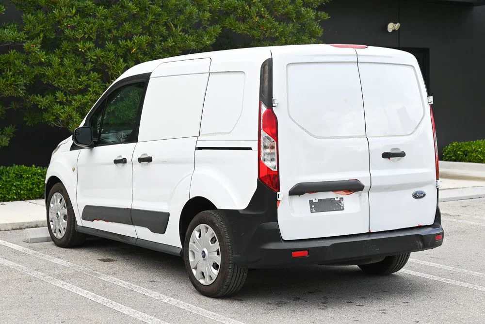 Used 2017 White Ford XL image 6