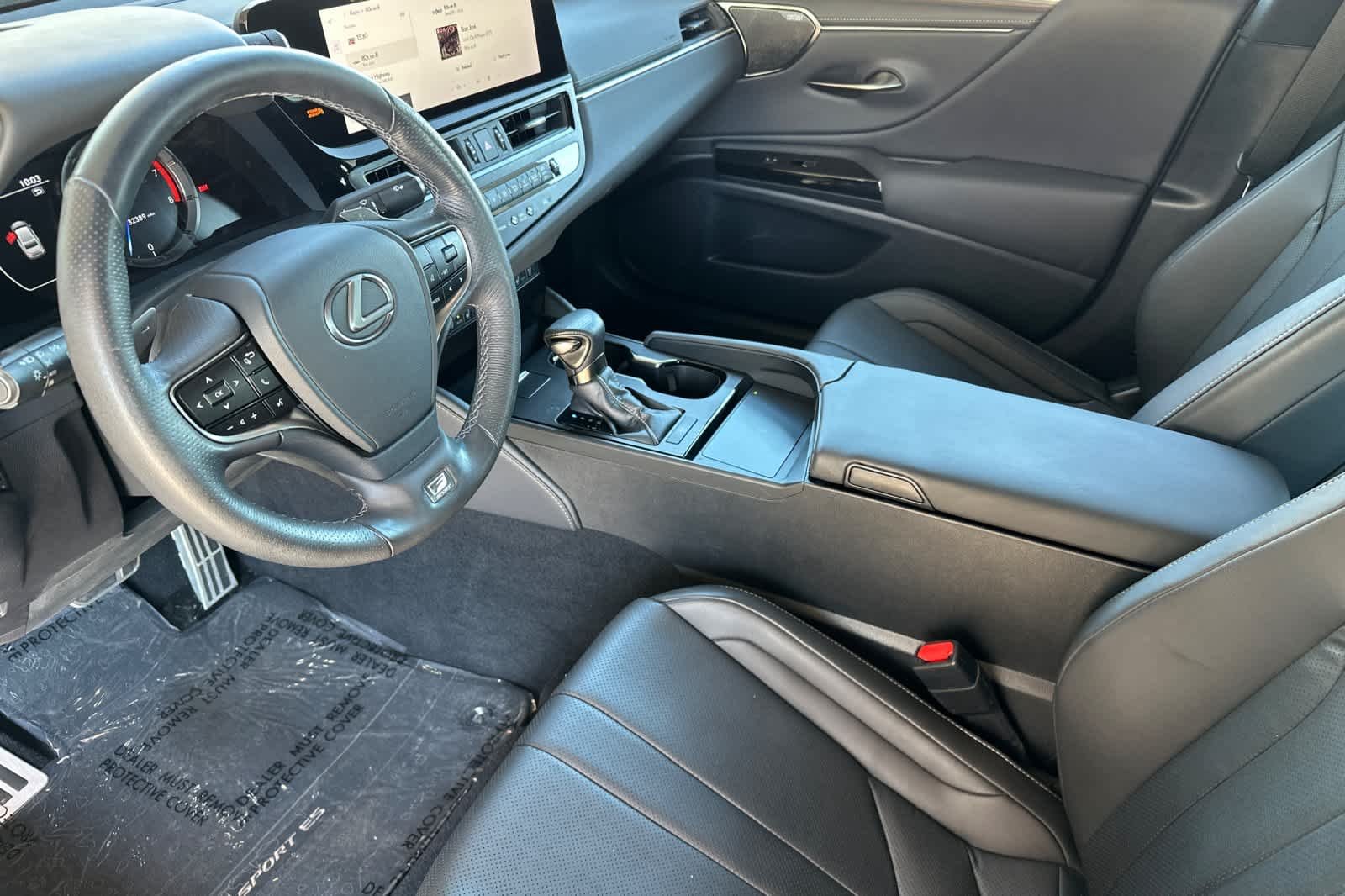 Certified Used 2023 Iridium Lexus F SPORT Handling image 11